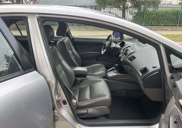 Honda Civic cena 19999 przebieg: 263000, rok produkcji 2009 z Warszawa małe 191